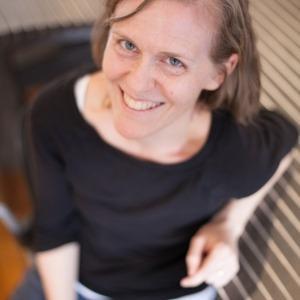 Bird's eye view of a smiling woman